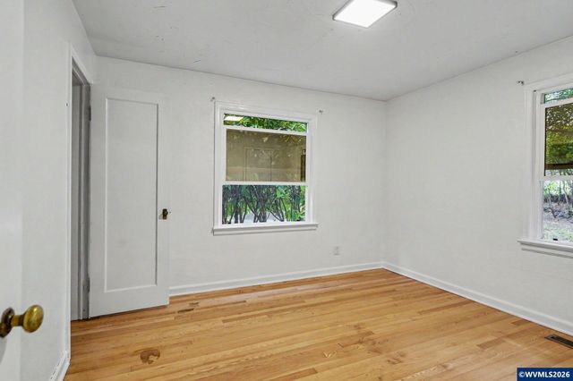 970 Heather Ln SE, Salem, OR 97302