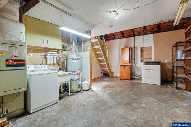 970 Heather Ln SE, Salem, OR 97302