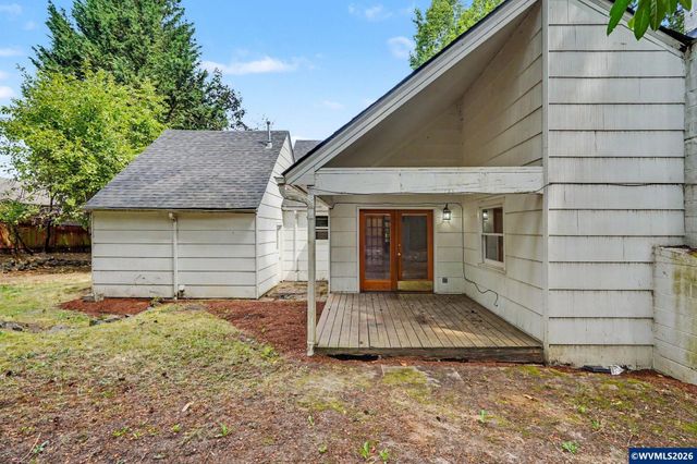 970 Heather Ln SE, Salem, OR 97302