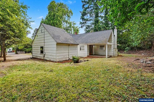 970 Heather Ln SE, Salem, OR 97302
