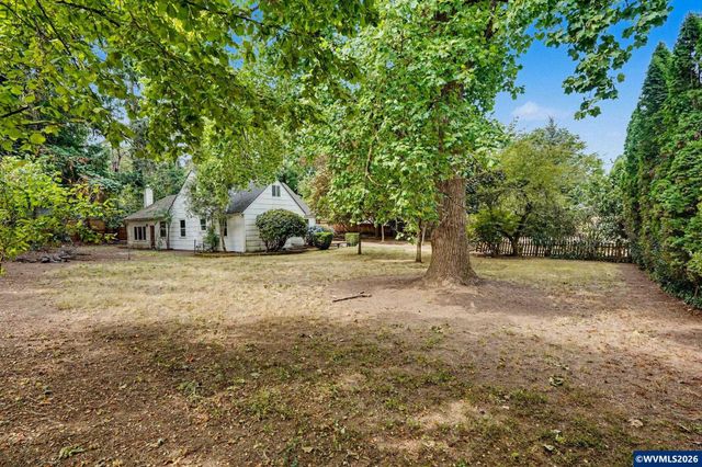 970 Heather Ln SE, Salem, OR 97302