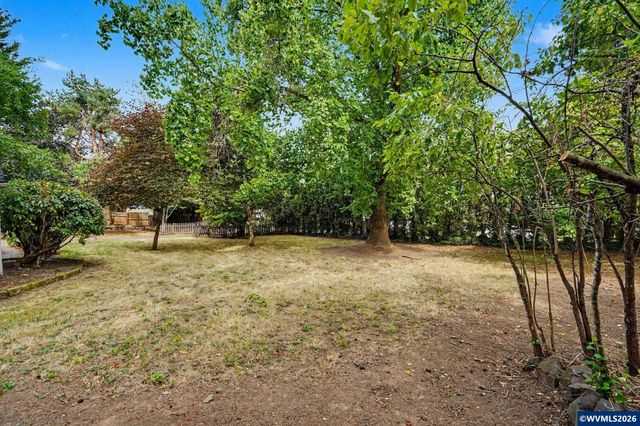 970 Heather Ln SE, Salem, OR 97302