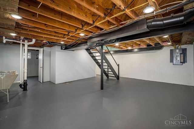 3056 Brookview Drive, Green Twp, OH 45238