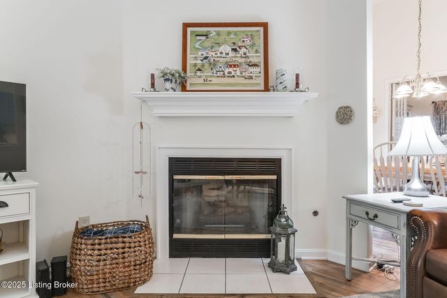 10915 Nagel Ct, Louisville, KY 40241