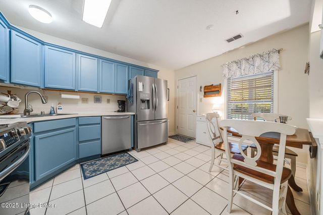 10915 Nagel Ct, Louisville, KY 40241