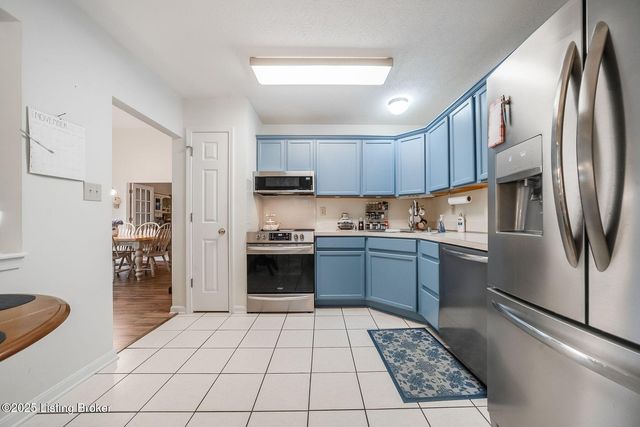 10915 Nagel Ct, Louisville, KY 40241