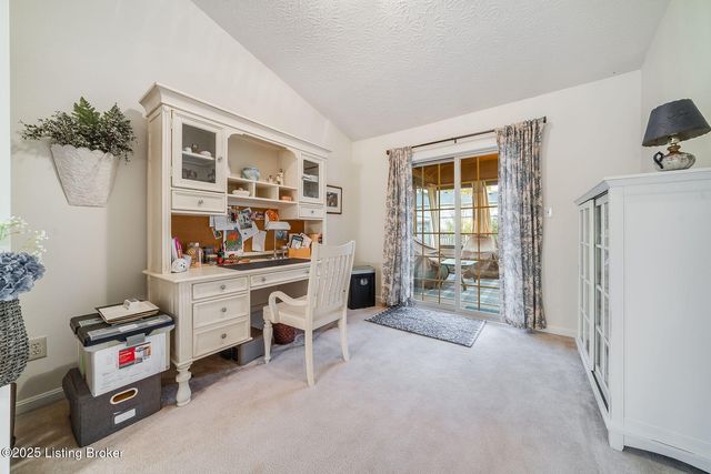 10915 Nagel Ct, Louisville, KY 40241