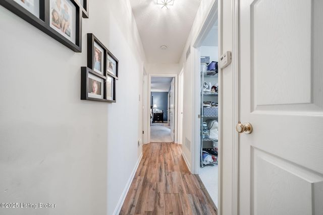 10915 Nagel Ct, Louisville, KY 40241