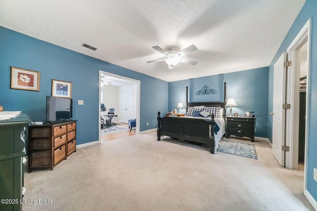 10915 Nagel Ct, Louisville, KY 40241