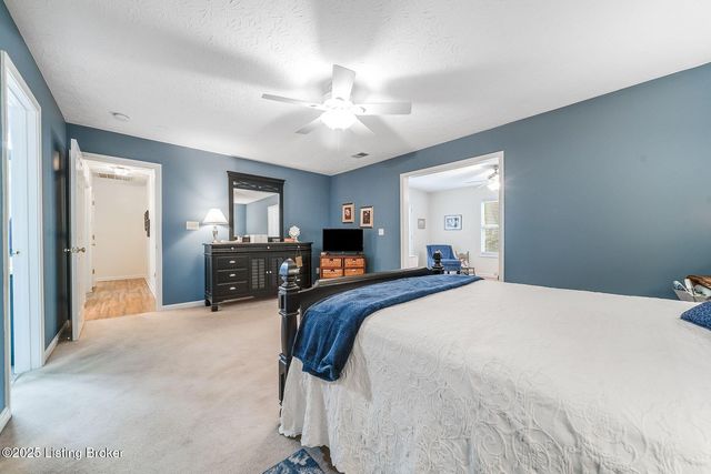 10915 Nagel Ct, Louisville, KY 40241