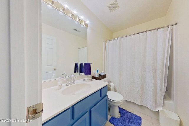 10915 Nagel Ct, Louisville, KY 40241