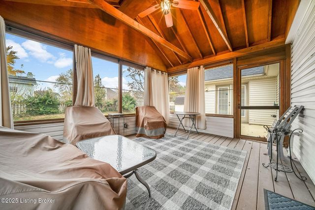 10915 Nagel Ct, Louisville, KY 40241