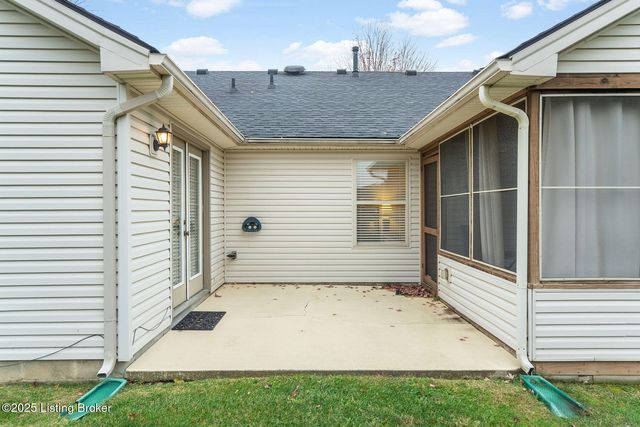 10915 Nagel Ct, Louisville, KY 40241