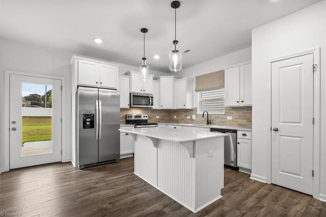 5369 Becks Church Road, Winston-salem, NC 27106