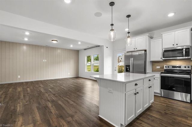 5369 Becks Church Road, Winston-salem, NC 27106