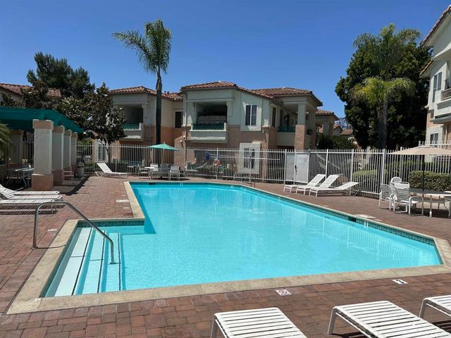 11422 Via Rancho San Diego 84, El Cajon, CA 92019