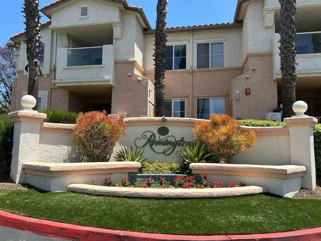 11422 Via Rancho San Diego 84, El Cajon, CA 92019