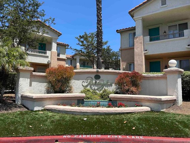 11422 Via Rancho San Diego 84, El Cajon, CA 92019