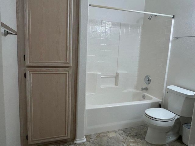 11422 Via Rancho San Diego 84, El Cajon, CA 92019