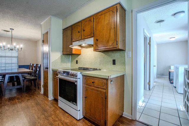 21914 Jonita Road, Little Rock, AR 72206