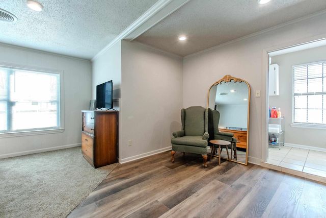 21914 Jonita Road, Little Rock, AR 72206