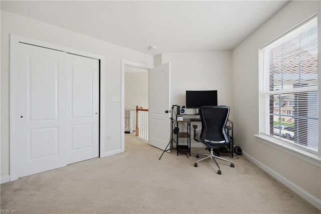 1423 Kemp Bridge LN, Chesapeake, VA 23320