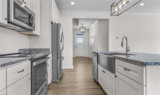 1376 Brothers LN, Elizabeth City, NC 27909