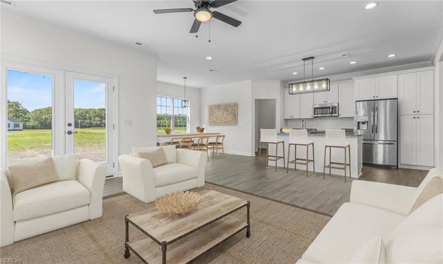 1376 Brothers LN, Elizabeth City, NC 27909