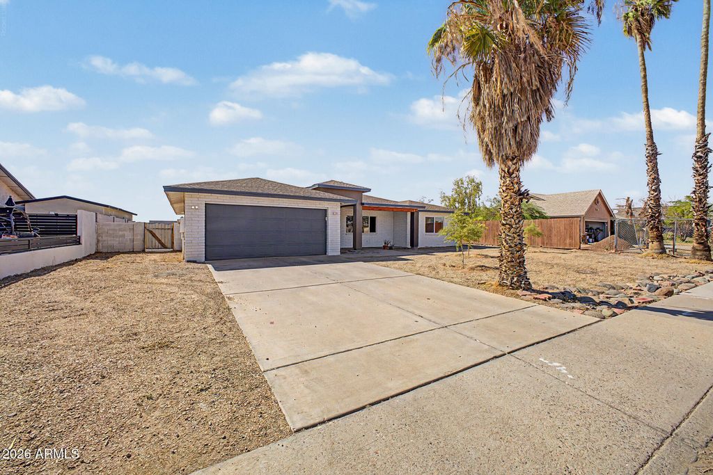 4650 N 103RD Avenue, Phoenix, AZ 85037 — exterior