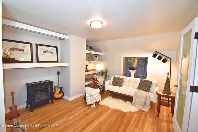 4868 Ny-212, Willow, NY 12495