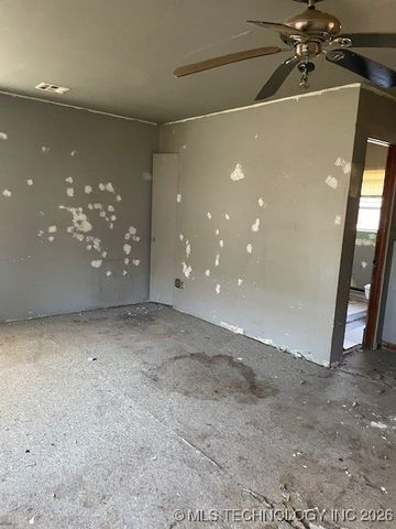 111 Irving Street, Pryor, OK 74361