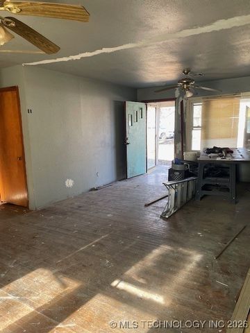 111 Irving Street, Pryor, OK 74361