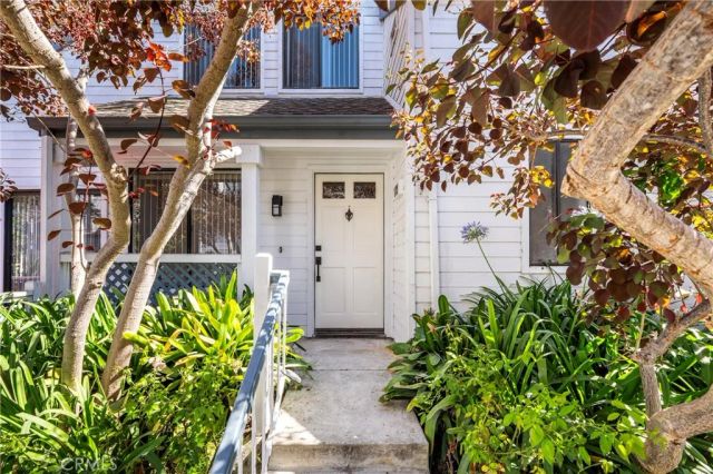27 Fallingstar 25, Irvine, CA 92614