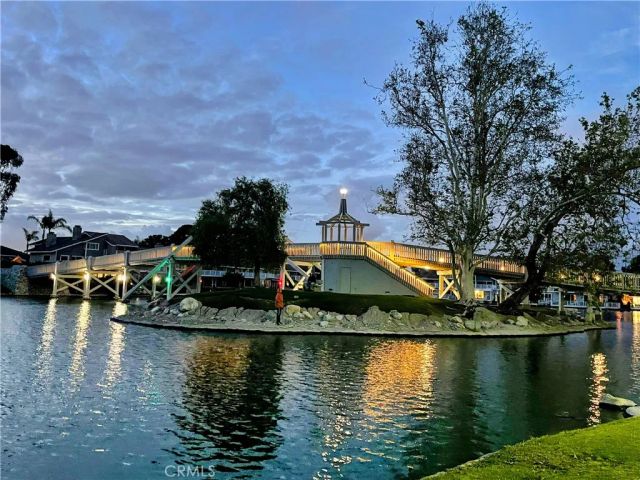 27 Fallingstar 25, Irvine, CA 92614