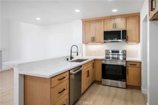 27 Fallingstar 25, Irvine, CA 92614
