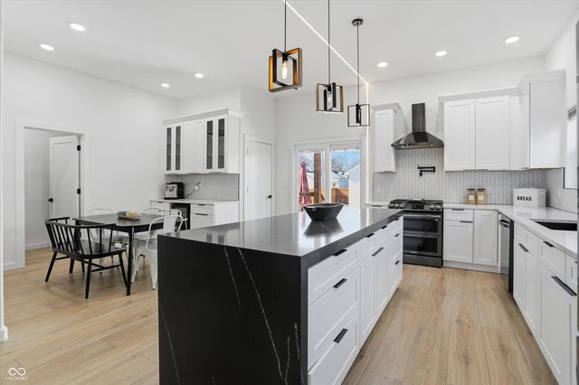 1454 Laurel Street, Indianapolis, IN 46203