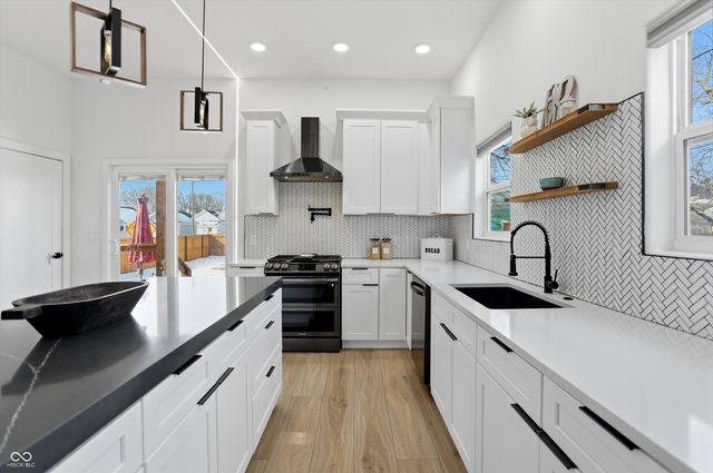 1454 Laurel Street, Indianapolis, IN 46203