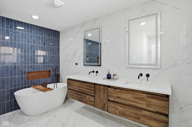 1454 Laurel Street, Indianapolis, IN 46203