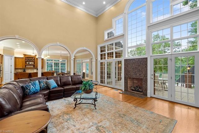 344 Lake Point Lane, Belews Creek, NC 27009