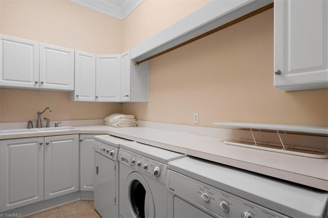 344 Lake Point Lane, Belews Creek, NC 27009