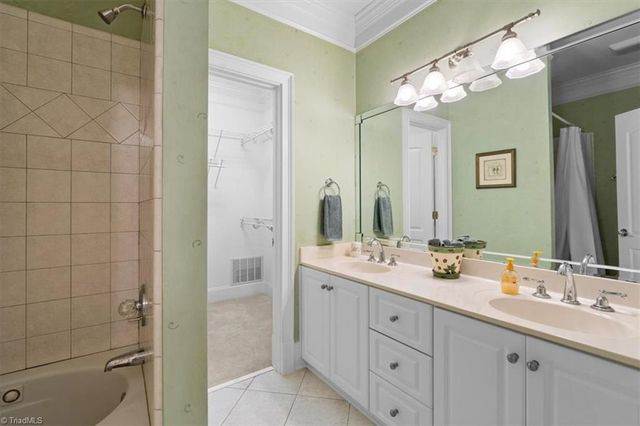 344 Lake Point Lane, Belews Creek, NC 27009
