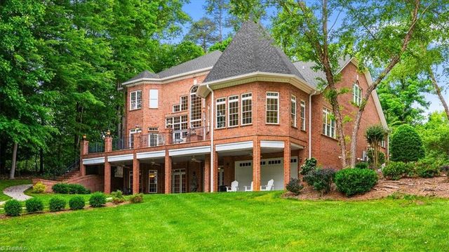 344 Lake Point Lane, Belews Creek, NC 27009