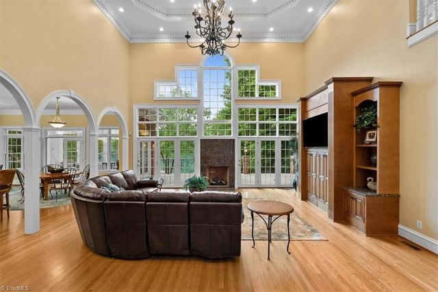 344 Lake Point Lane, Belews Creek, NC 27009