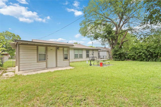 4654 Norris Street, Fort Worth, TX 76105