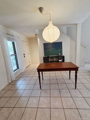 9317 Whisper Pt, San Antonio, TX 78240