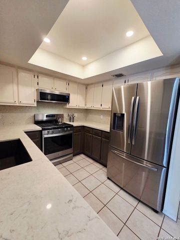 9317 Whisper Pt, San Antonio, TX 78240