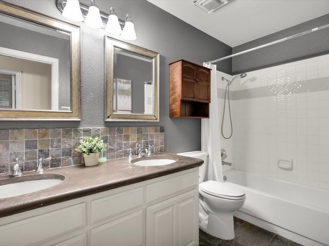 3204 Tranquility Drive, Arlington, TX 76016