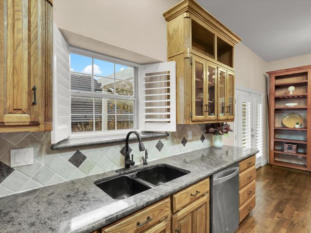 3204 Tranquility Drive, Arlington, TX 76016