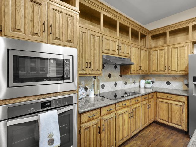 3204 Tranquility Drive, Arlington, TX 76016