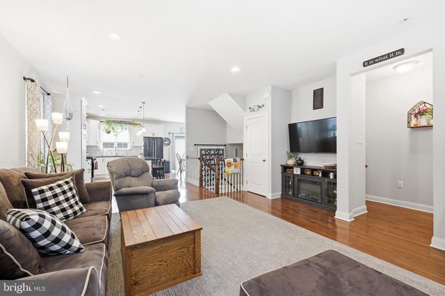 108 ARLINGTON LN, Telford, PA 18969